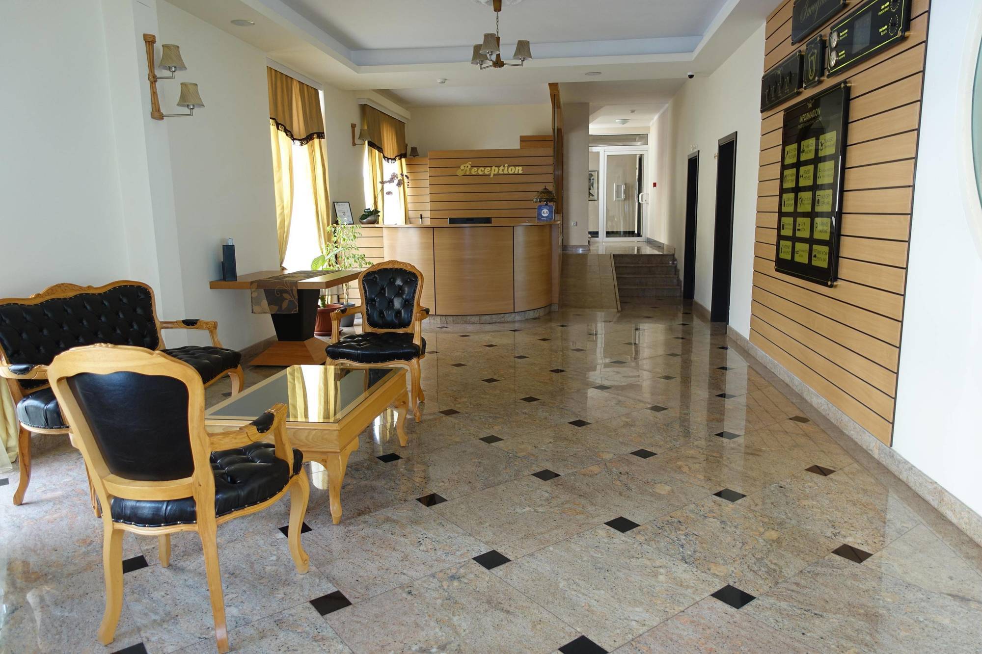Hotel Incognito Поморие Экстерьер фото