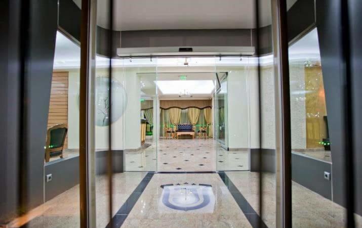 Hotel Incognito Поморие Экстерьер фото