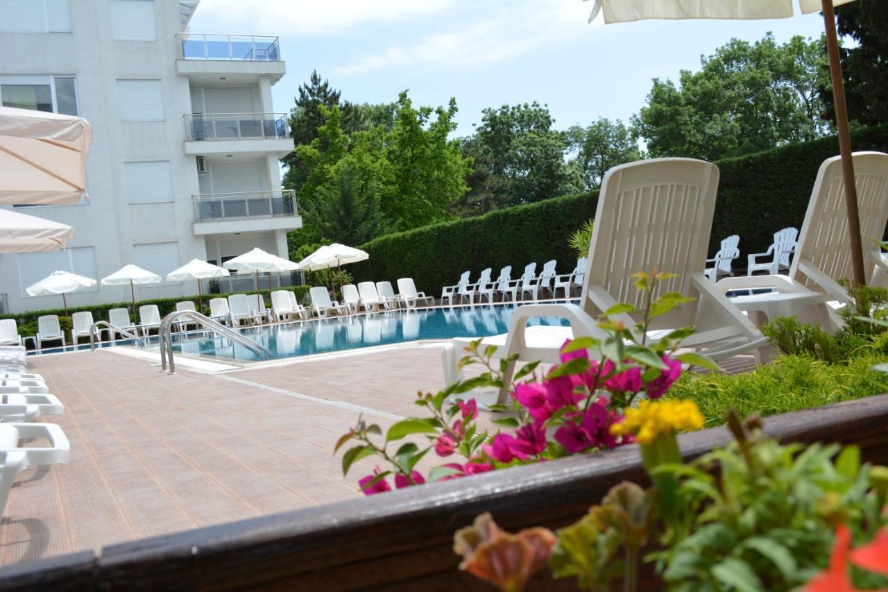 Hotel Incognito Поморие Экстерьер фото